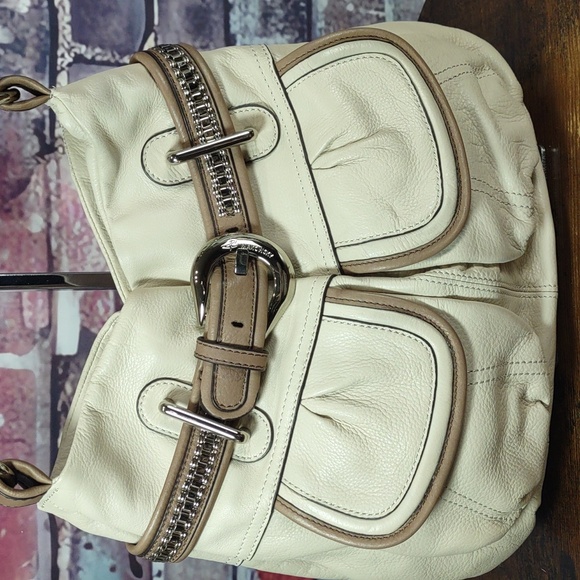 b makowsky Two-Tone Leather Hobo Shoulder Bag - Picture 2 of 12